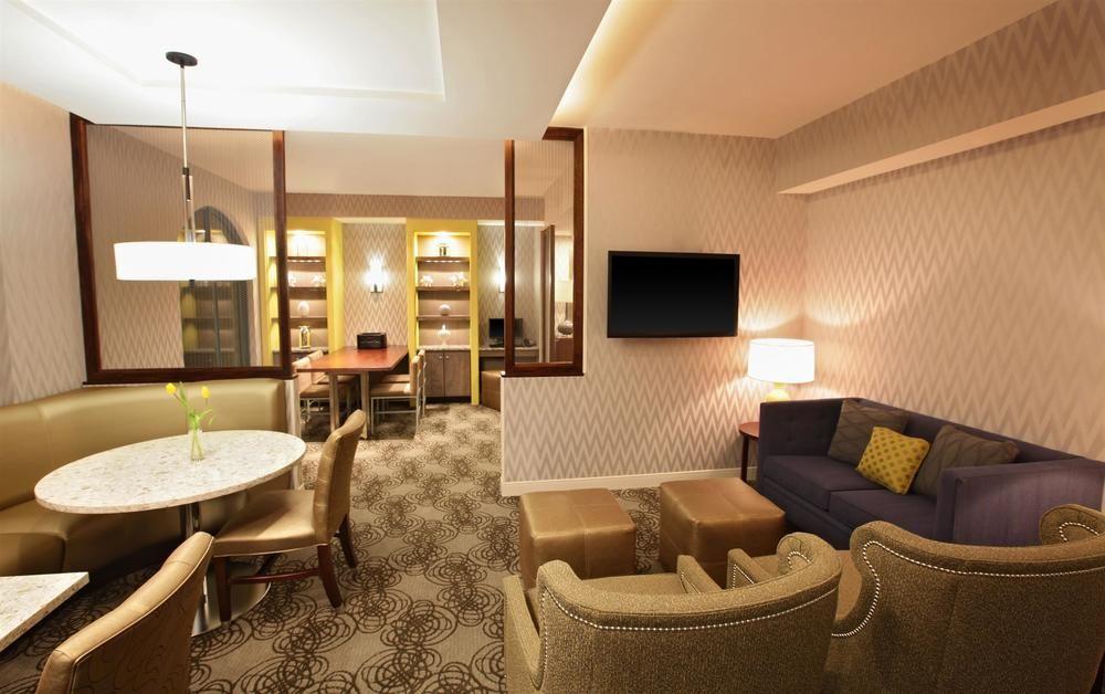 Sheraton Suites Columbus Worthington Exteriör bild