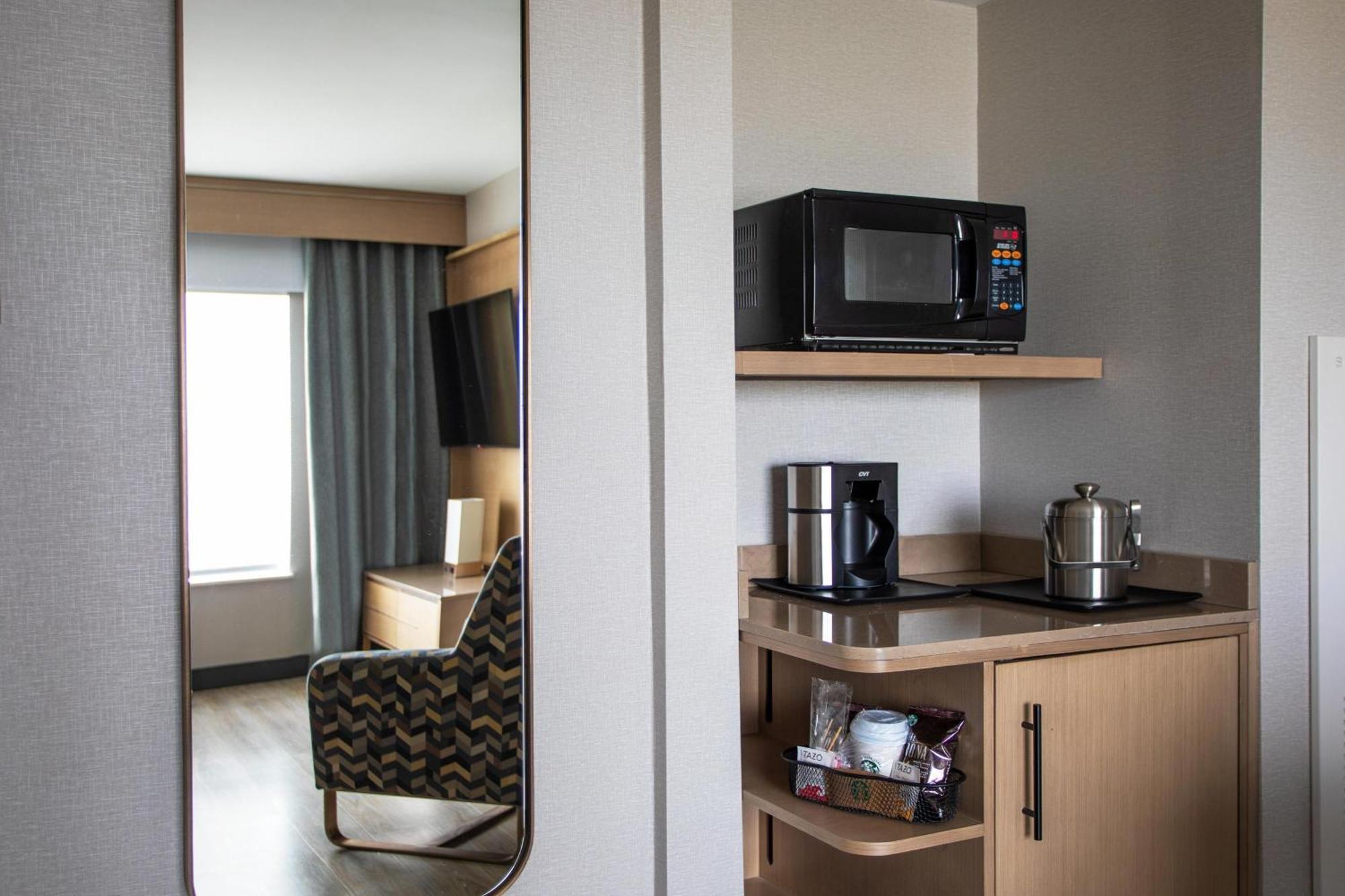 Sheraton Suites Columbus Worthington Exteriör bild