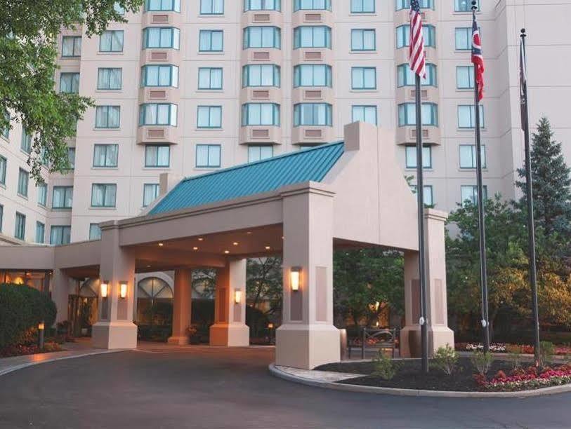 Sheraton Suites Columbus Worthington Exteriör bild